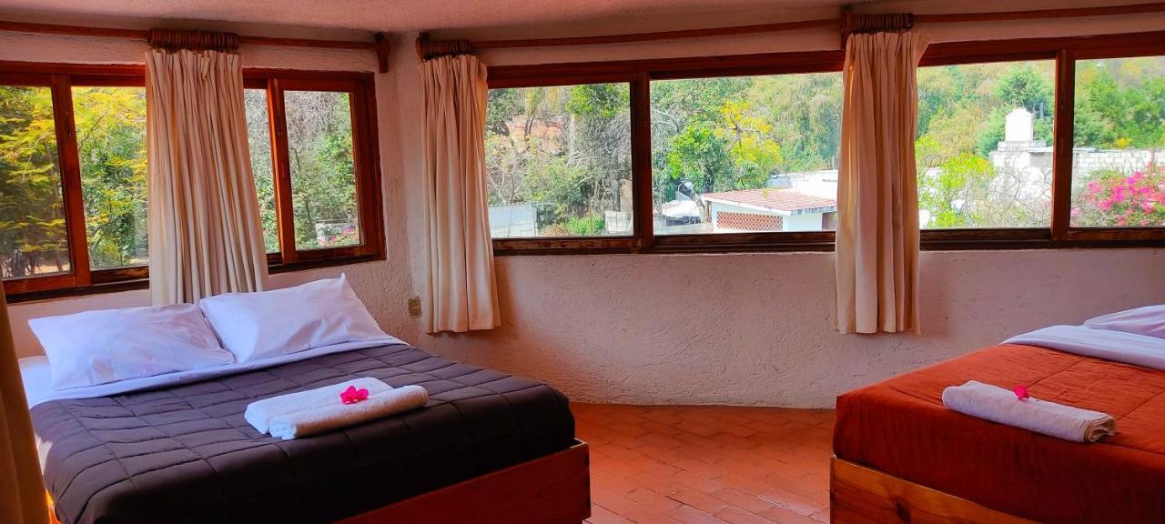 Ixlum Hoteles Y Casas Vacacionales テポストラン エクステリア 写真
