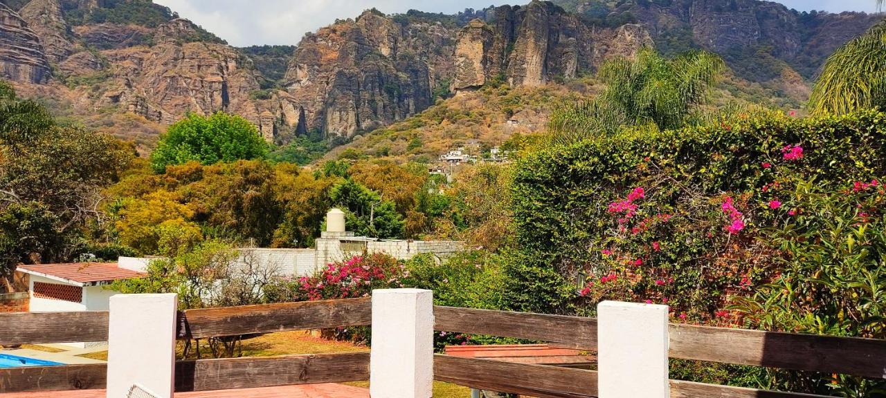 Ixlum Hoteles Y Casas Vacacionales テポストラン エクステリア 写真