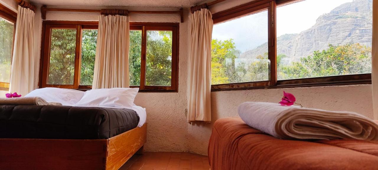 Ixlum Hoteles Y Casas Vacacionales テポストラン エクステリア 写真
