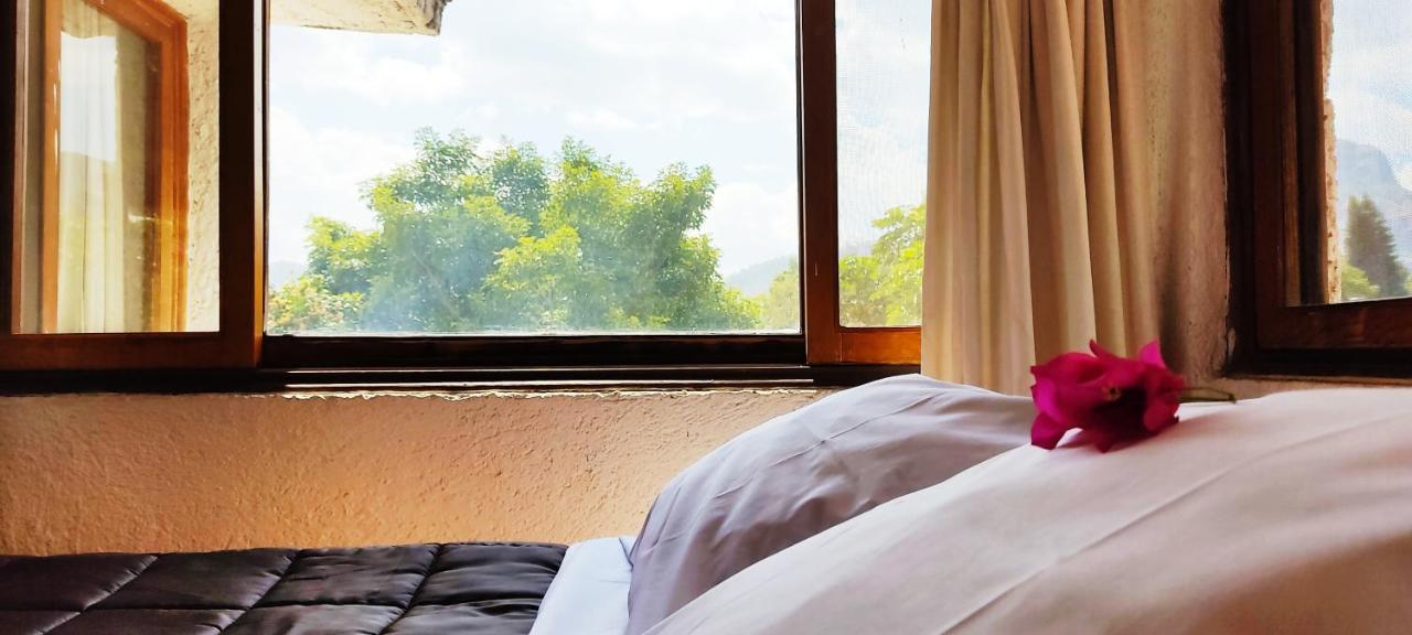Ixlum Hoteles Y Casas Vacacionales テポストラン エクステリア 写真